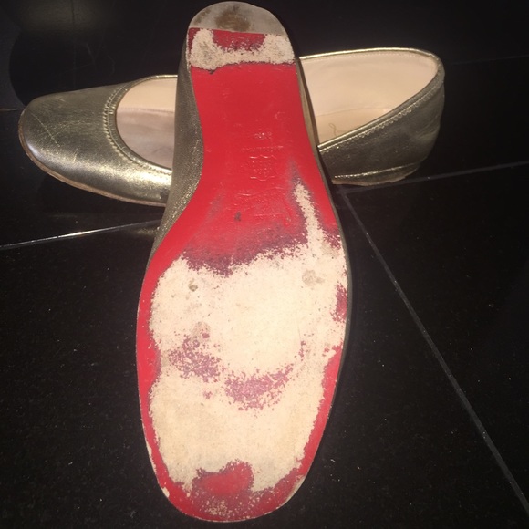 Christian Louboutin - Picture 3 of 4